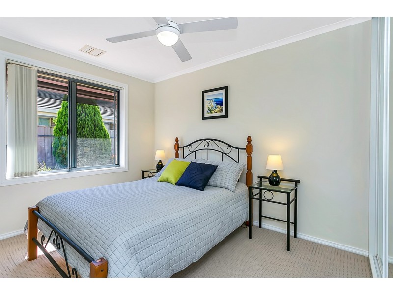 1 Talladira Way, Woodcroft SA 5162