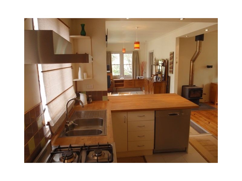 6 View Road, Blackwood SA 5051