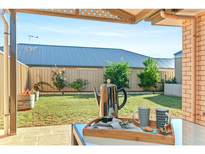 14 TELEGRAPH ROAD, Seaford Meadows SA 5169