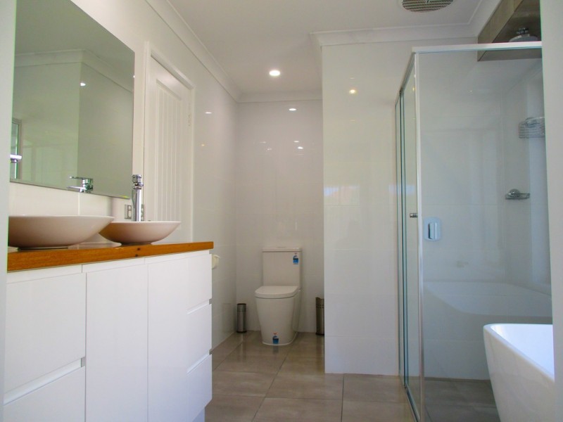 17 Greenfield Rise, Aberfoyle Park SA 5159
