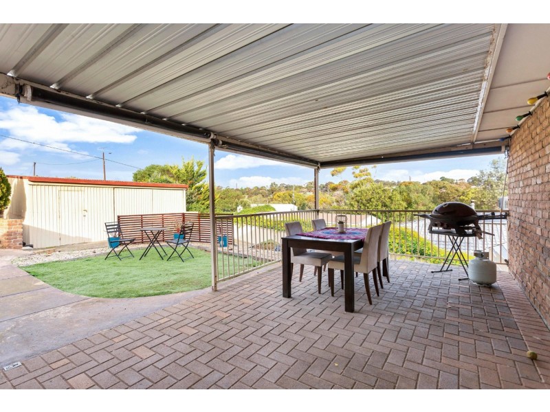 12 Kurandah Street, O’sullivan Beach SA 5166