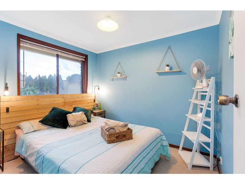 12 Kurandah Street, O’sullivan Beach SA 5166