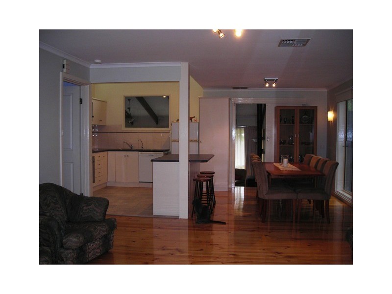 11 Krowalle Crescent, Hawthorndene SA 5051