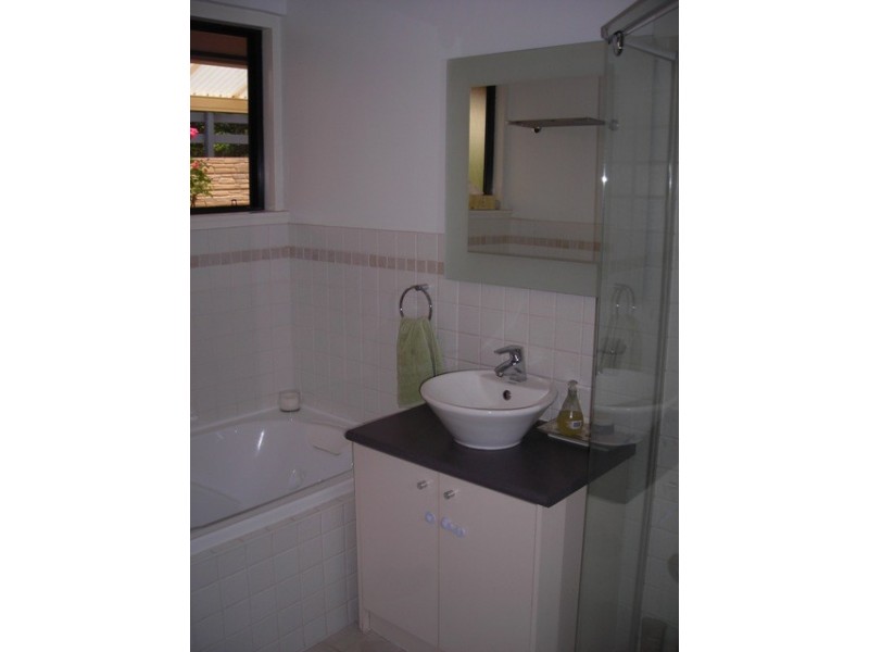 11 Krowalle Crescent, Hawthorndene SA 5051