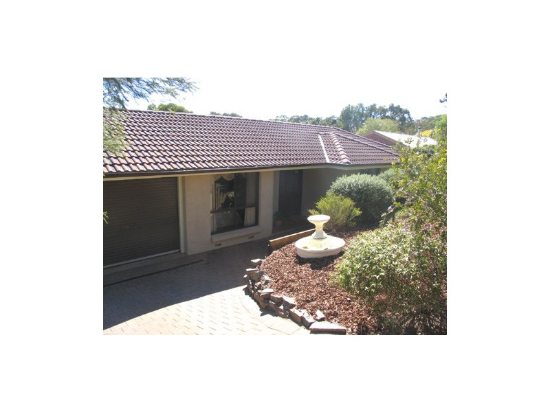 9 JERILDERIE DRIVE, Happy Valley SA 5159