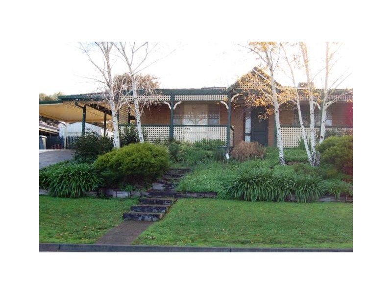 13 Monaro Road, Aberfoyle Park SA 5159