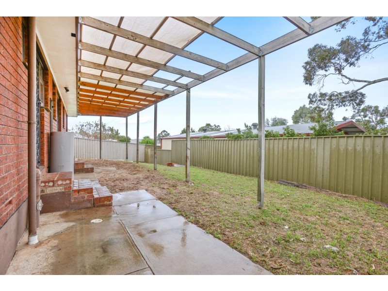 59 Oakridge Rd, Aberfoyle Park SA 5159