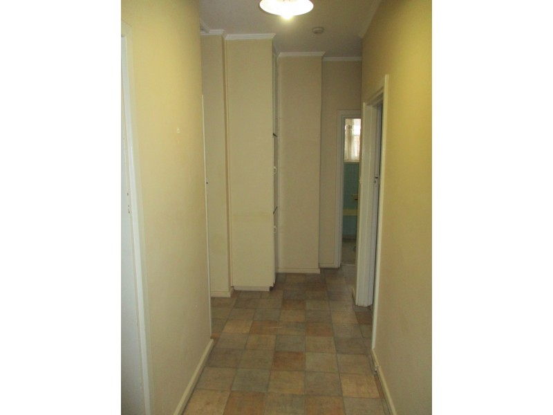 12 Narkunda Street, Glandore SA 5037