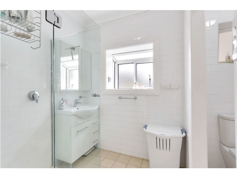 18-20 Yalanda St, Eden Hills SA 5050