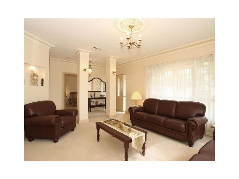 2 Nunyara Crescent, Belair SA 5052