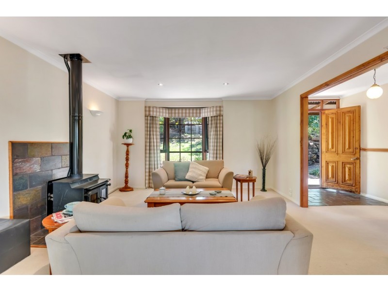 7 WATCHMAN DRIVE, Coromandel Valley SA 5051