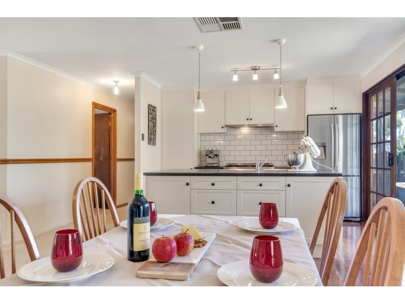 7 WATCHMAN DRIVE, Coromandel Valley SA 5051