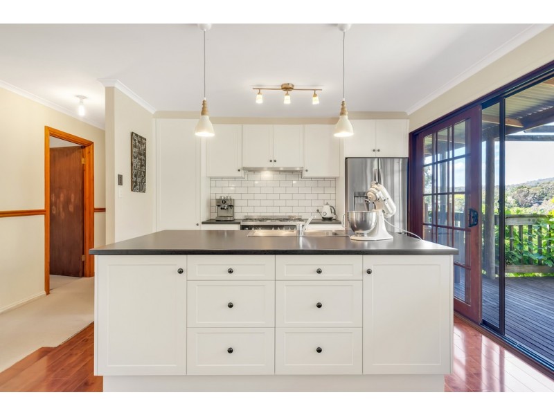 7 WATCHMAN DRIVE, Coromandel Valley SA 5051