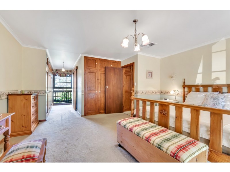 7 WATCHMAN DRIVE, Coromandel Valley SA 5051