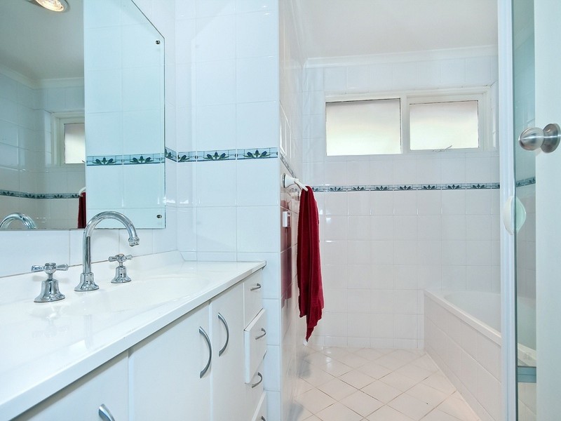 18 Lilford Way, Flagstaff Hill SA 5159