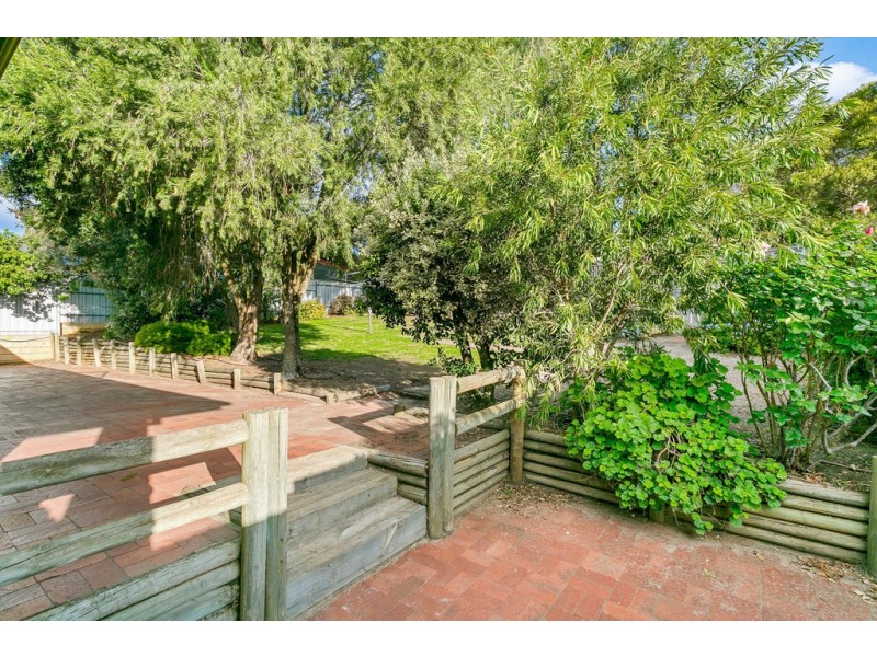 18 Elmgrove Street, Aberfoyle Park SA 5159