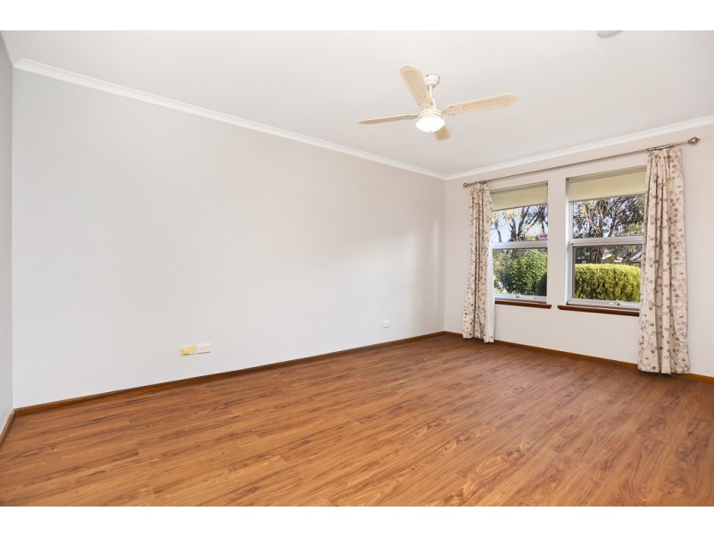 23 Shillabeer Road, Woodcroft SA 5162