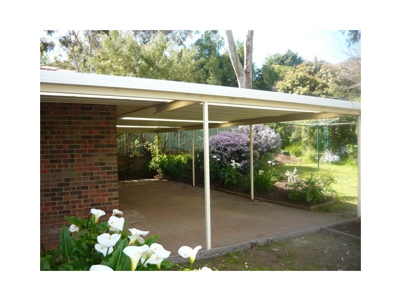 2 Sitella Crescent, Coromandel Valley SA 5051