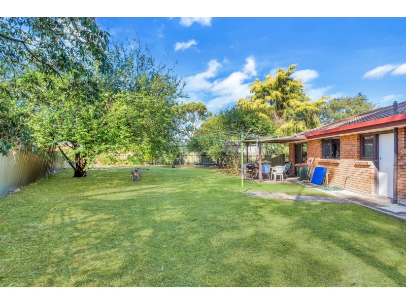 6 Dawson Place, Happy Valley SA 5159