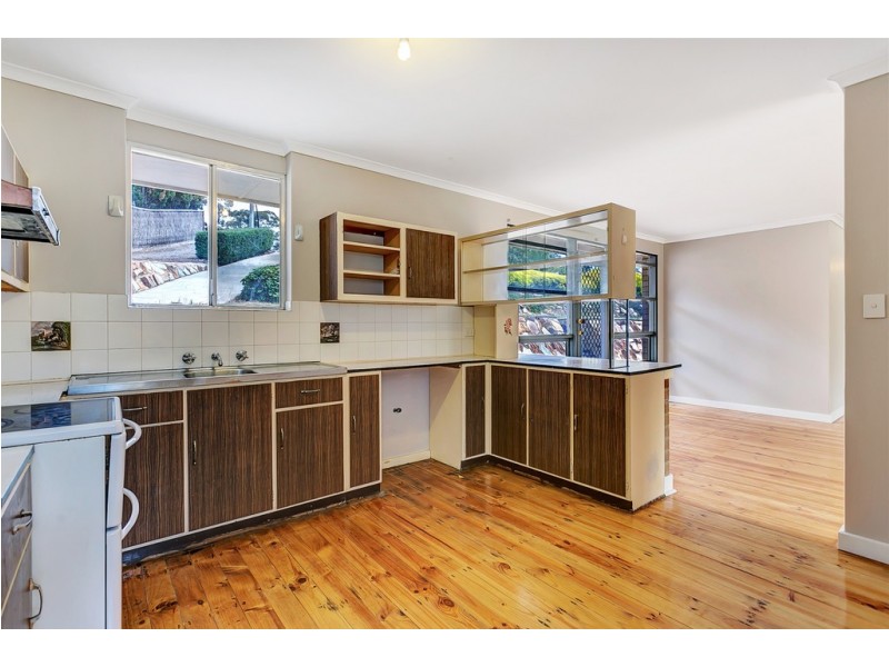 26 Seaview Drive, Happy Valley SA 5159