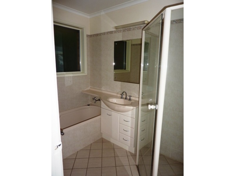 16 University Way, Bellevue Heights SA 5050