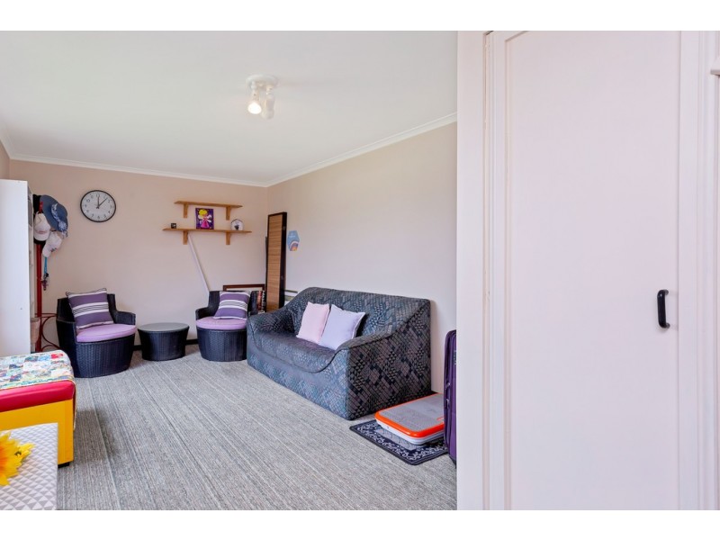 8 Hibiscus Court, Morphett Vale SA 5162