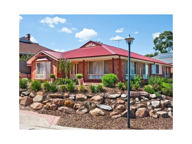 9a Hollyoaks Court, Happy Valley SA 5159