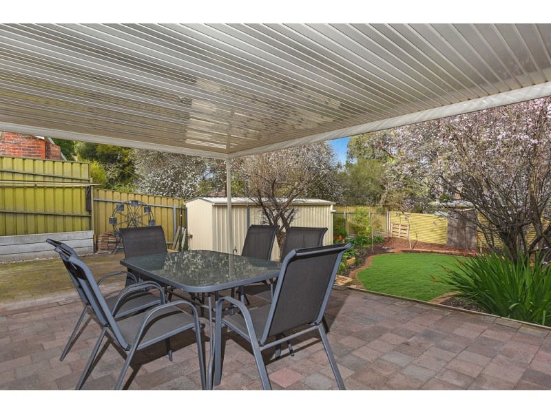 1/2 Manning Rd, Aberfoyle Park SA 5159
