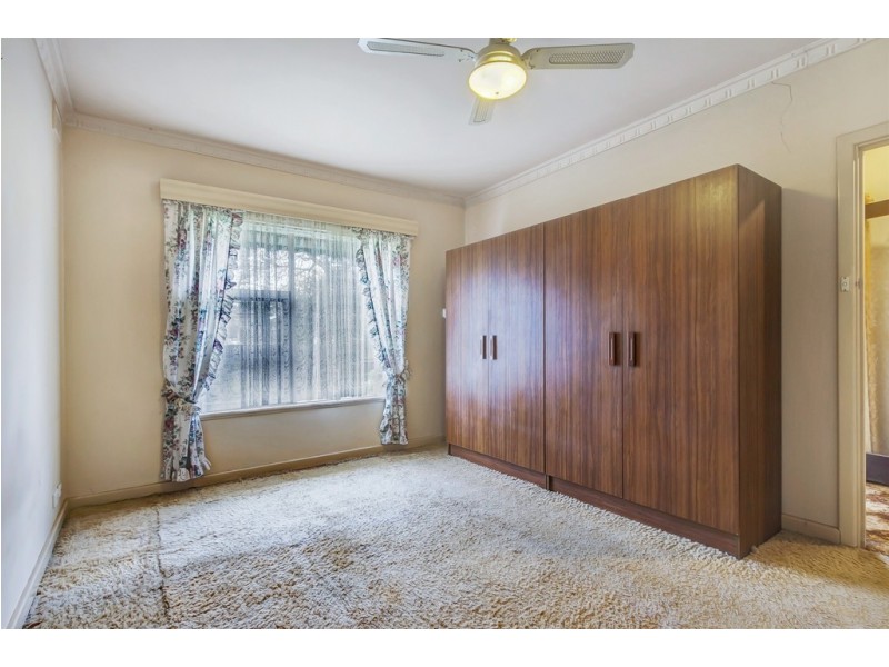 33 Walsh Ave, St Marys SA 5042