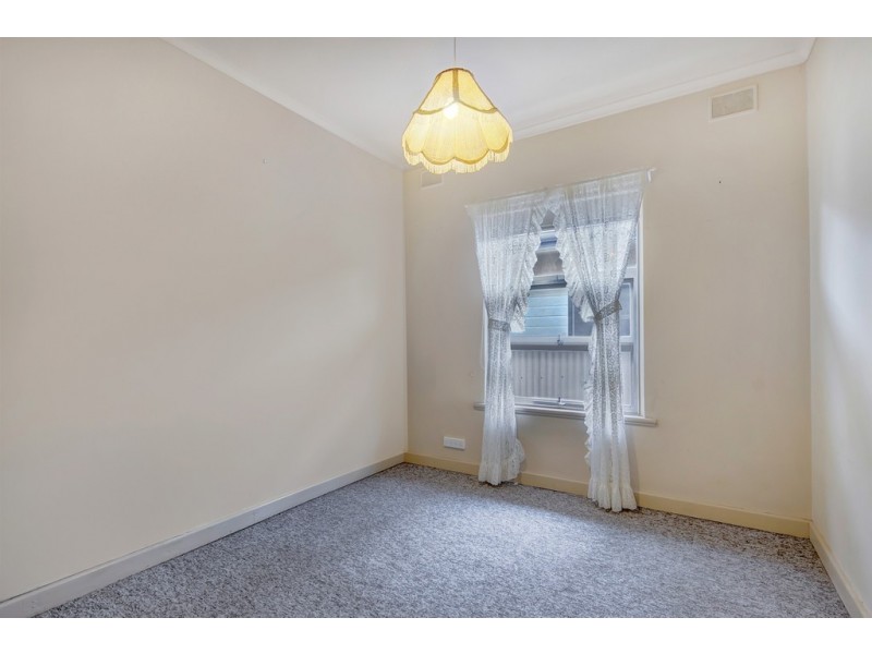 33 Walsh Ave, St Marys SA 5042