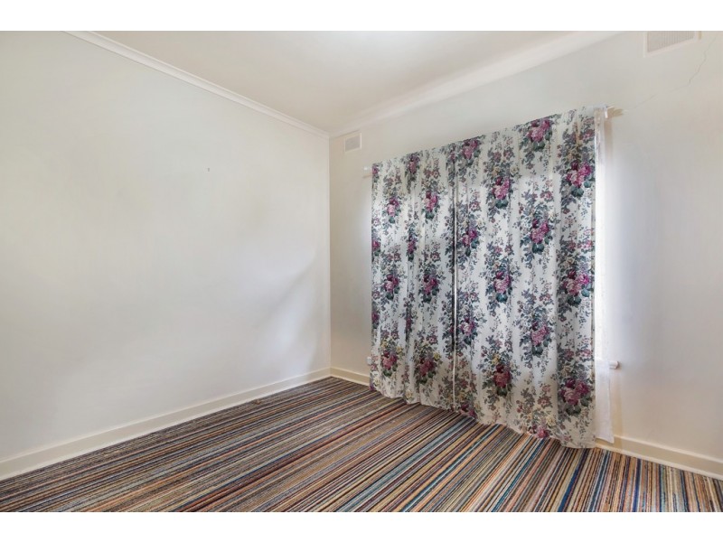 33 Walsh Ave, St Marys SA 5042