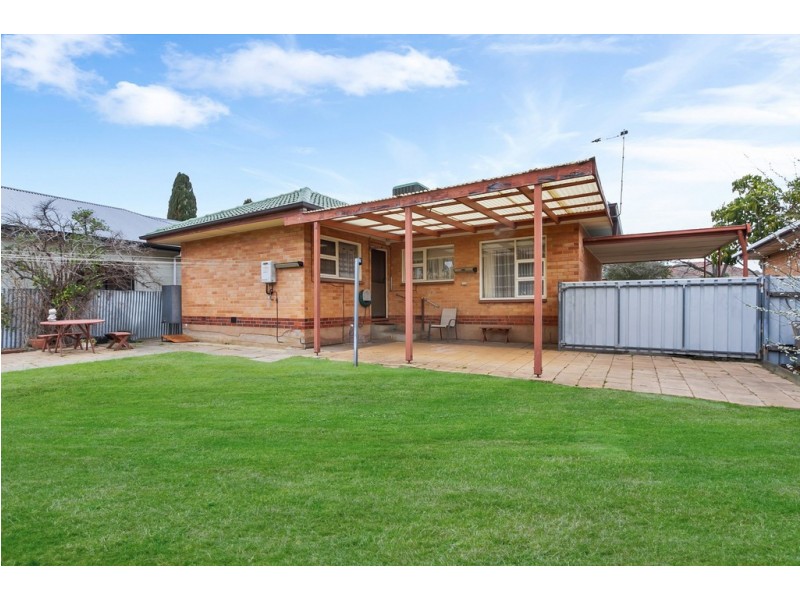 33 Walsh Ave, St Marys SA 5042