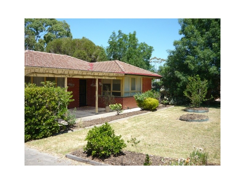 10 Beaconsfield Road, Eden Hills SA 5050