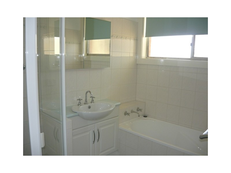 10 Beaconsfield Road, Eden Hills SA 5050