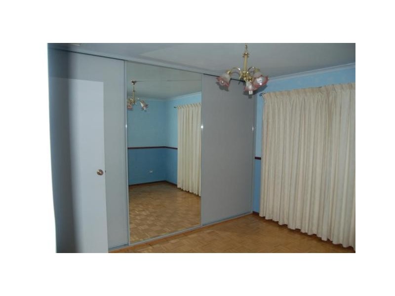 4 Hub Drive, Aberfoyle Park SA 5159