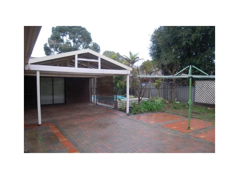4 Hub Drive, Aberfoyle Park SA 5159