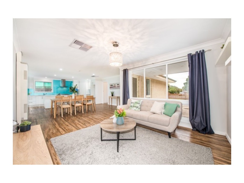 25 Regency Road, Happy Valley SA 5159