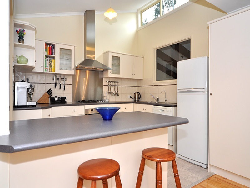 11 Krowalle Crescent, Hawthorndene SA 5051