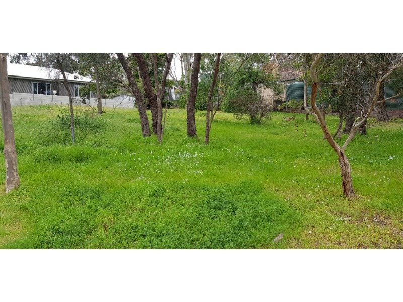 18 Mountain Road, Eden Hills SA 5050