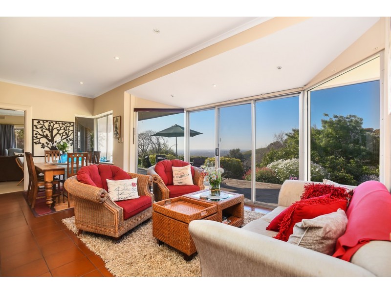 18 Francis Street, Belair SA 5052