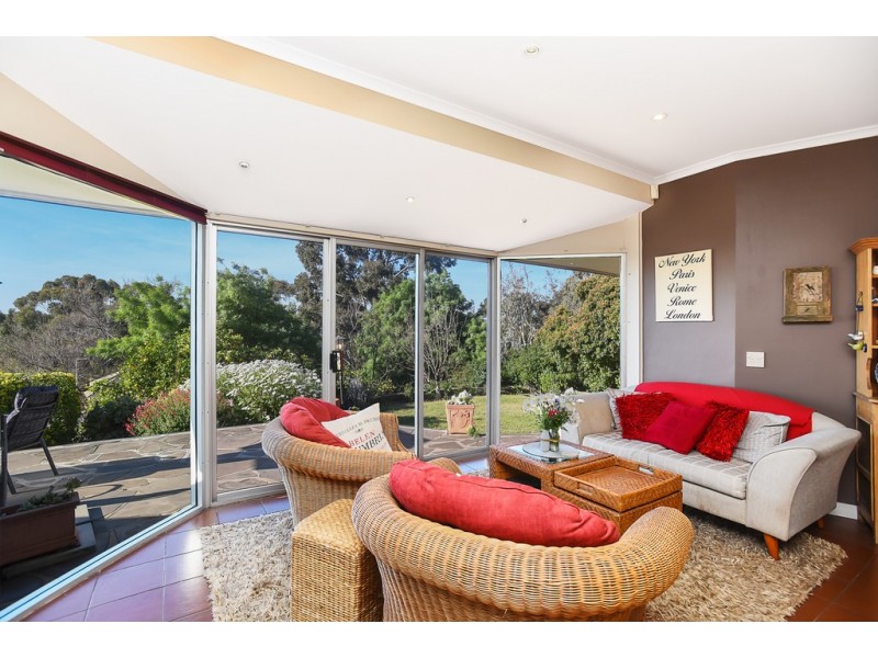 18 Francis Street, Belair SA 5052