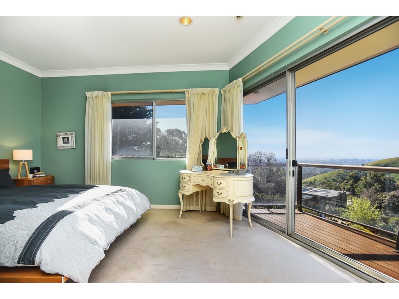 18 Francis Street, Belair SA 5052