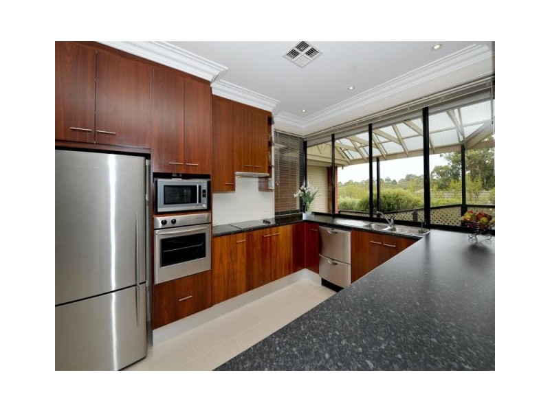 46 Creswell Ave, Craigburn Farm SA 5051