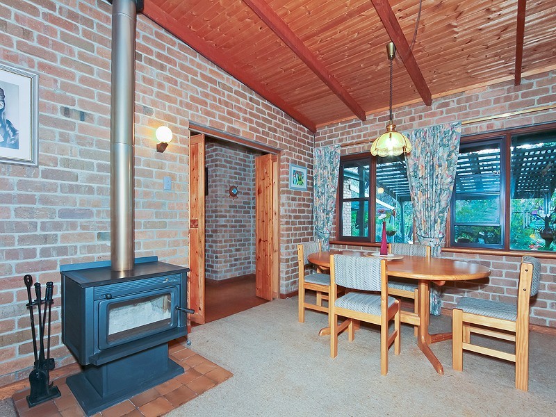 1 Barunga Street, Eden Hills SA 5050