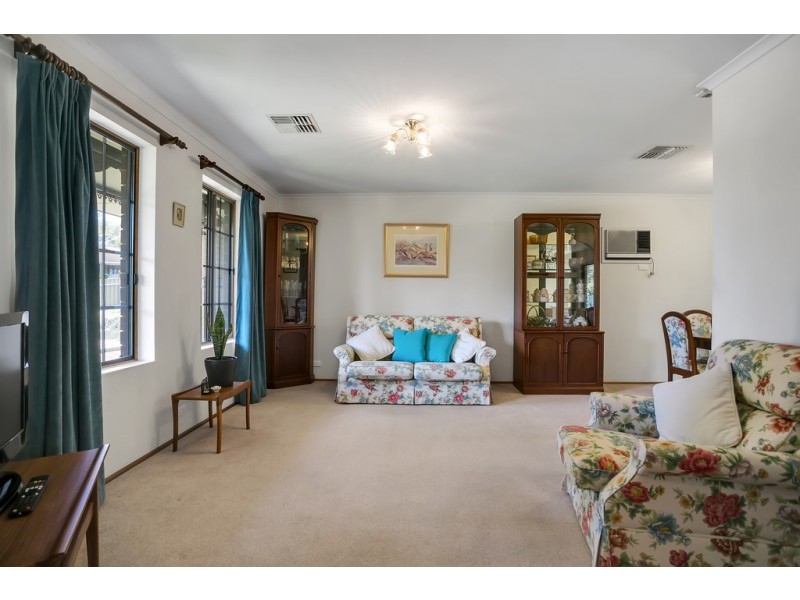 3 Jo Court, Aberfoyle Park SA 5159