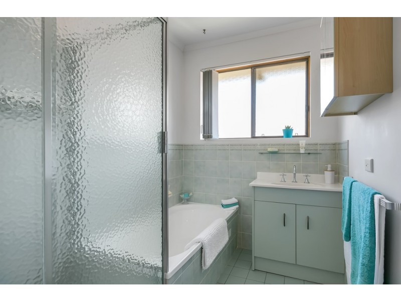 3 Jo Court, Aberfoyle Park SA 5159