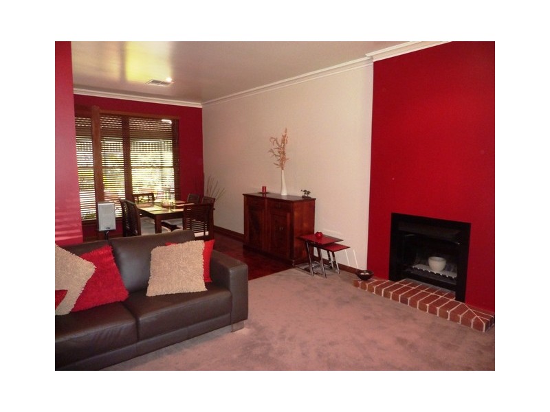 14 Bennett Close, Aberfoyle Park SA 5159