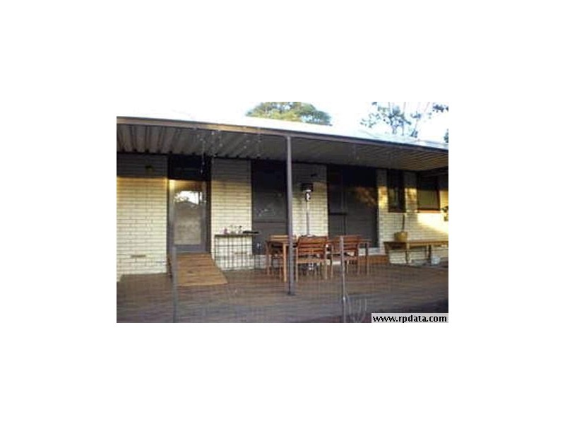 15 Redcraze Street, Aberfoyle Park SA 5159