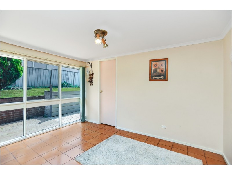 27 Magnolia Ave, Happy Valley SA 5159