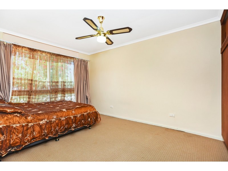 27 Magnolia Ave, Happy Valley SA 5159